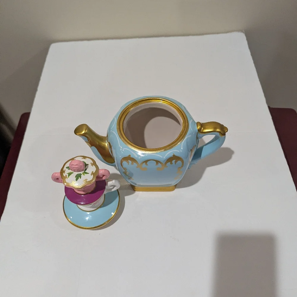 Alice In Wonderland, Elegant Blue and Gold Teapot with Pink Floral Lid 11"X9" - Picture 11 of 13